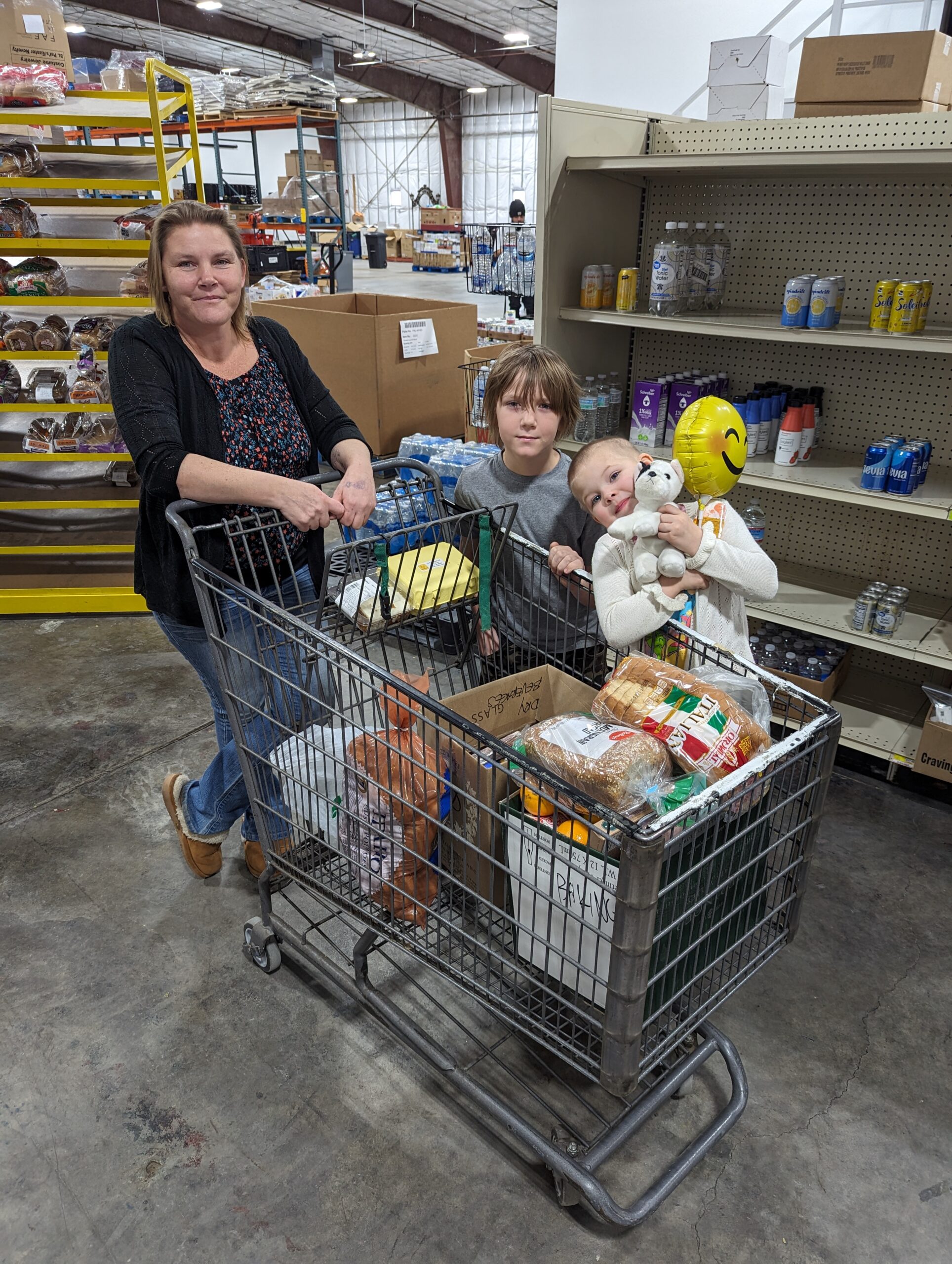 Distributing Food New
